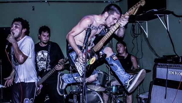 Conheça a banda Protestantes HC