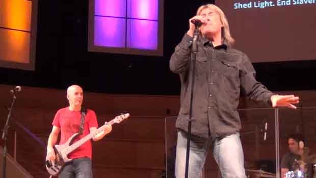 Veja show do Petra 2013 (Beat the System)