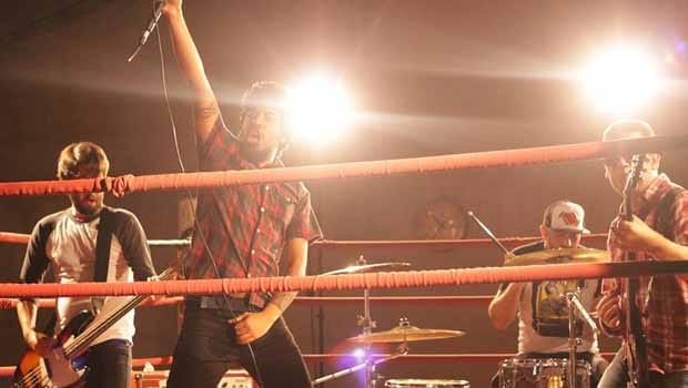 Militantes volta com nova formação